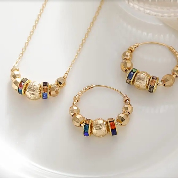 NWT, Gold tone multicolored Beaded Jewelry Set - Picture 2 of 5